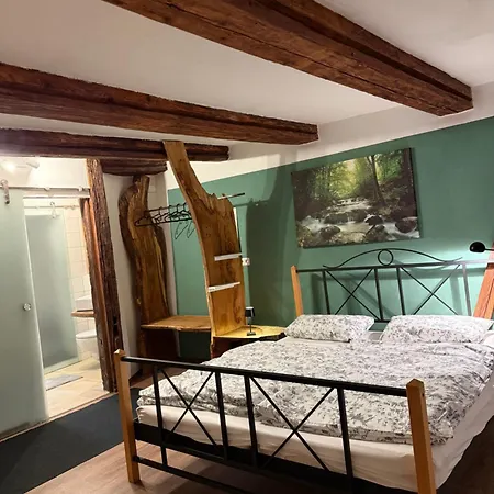 Kleines Denkmal Appartement *